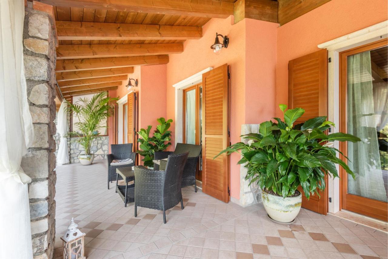 Casa Francesca Relax Apartment Limone sul Garda Luaran gambar