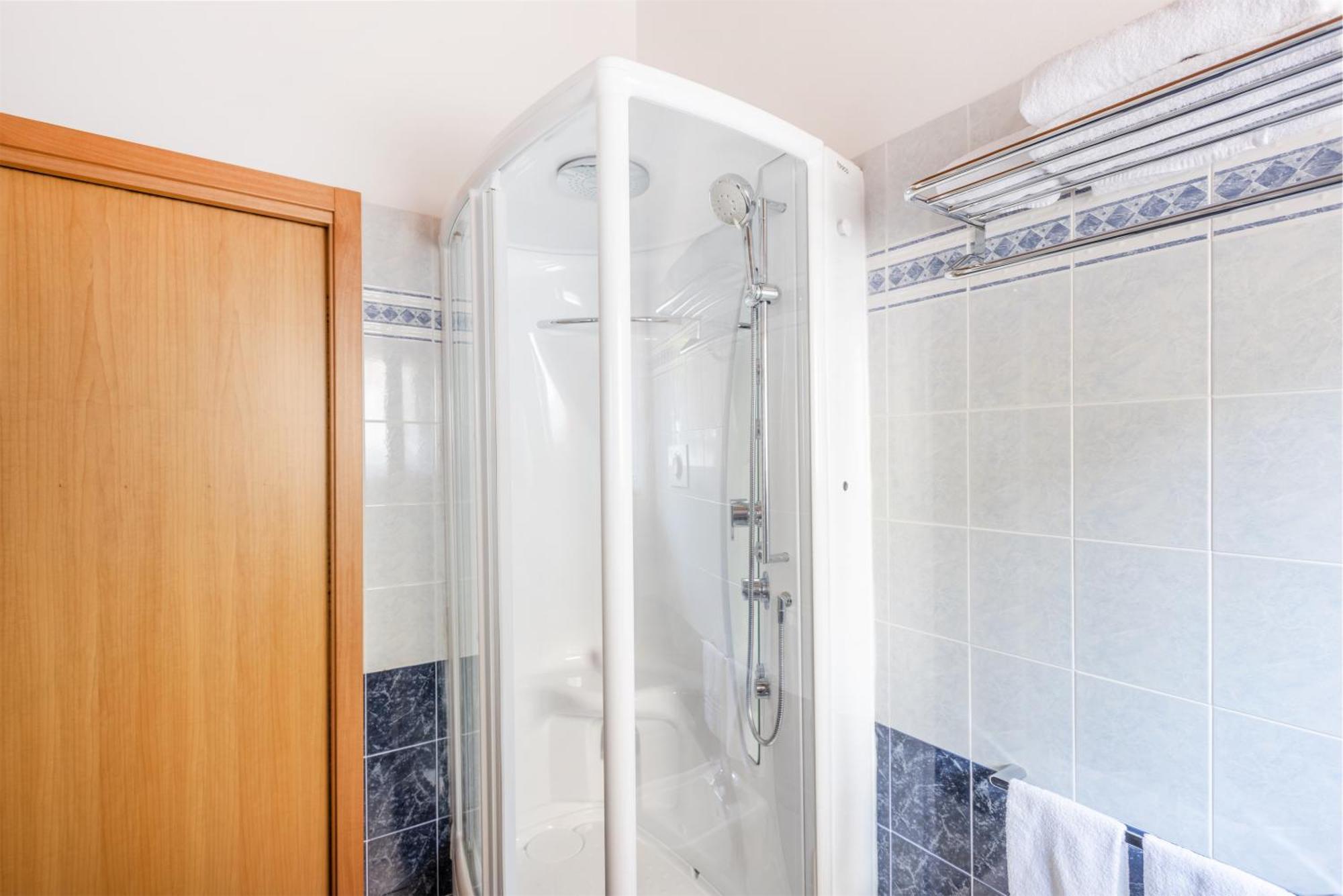 Casa Francesca Relax Apartment Limone sul Garda Luaran gambar